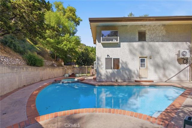 41 Hidden Valley, Monrovia, CA 91016