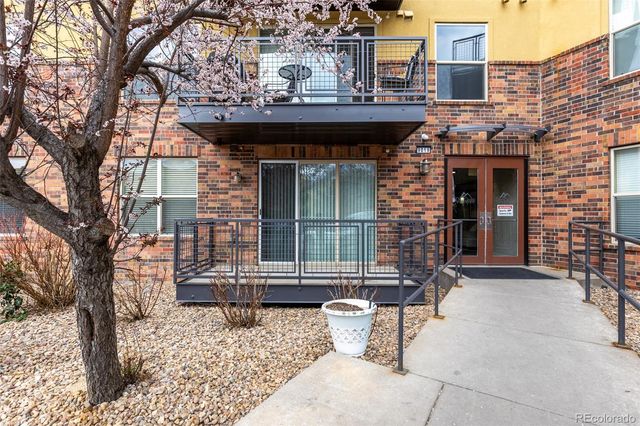 9019 E Panorama Circle D208, Englewood, CO 80112