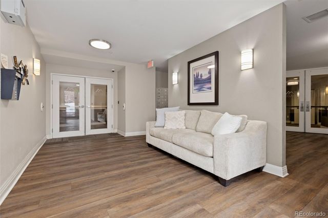 9019 E Panorama Circle D208, Englewood, CO 80112