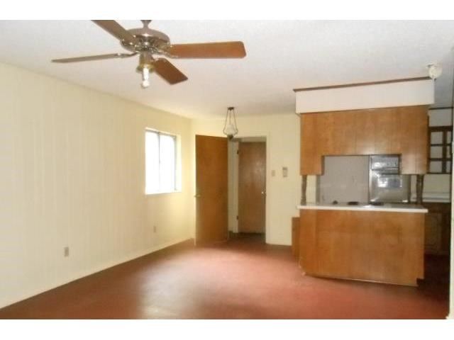 1608 Mims Street, Fort Worth, TX 76112
