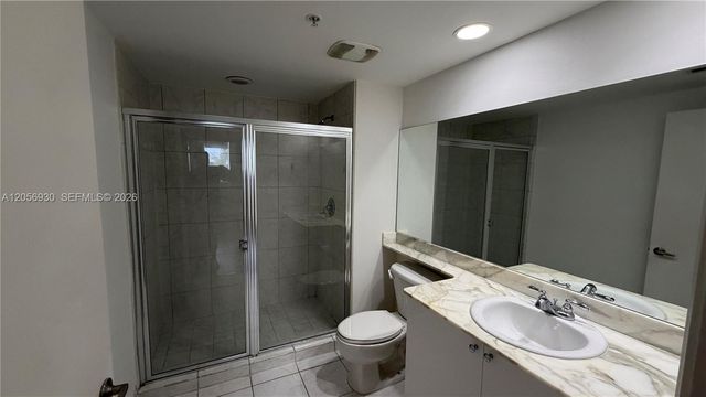 2775 NE 187th St 316, Aventura, FL 33180