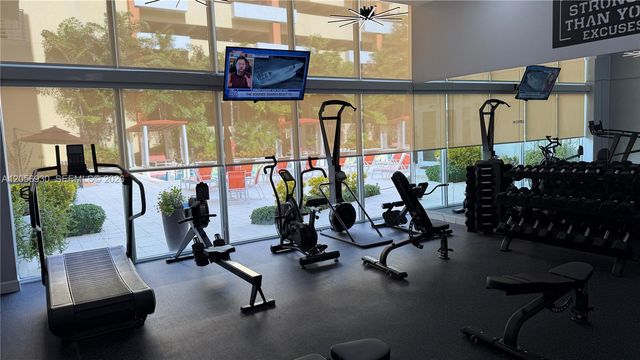 2775 NE 187th St 316, Aventura, FL 33180