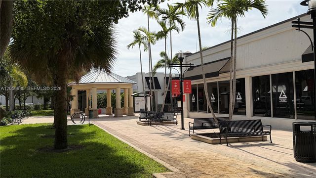 2775 NE 187th St 316, Aventura, FL 33180