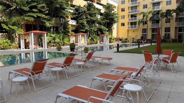 2775 NE 187th St 316, Aventura, FL 33180