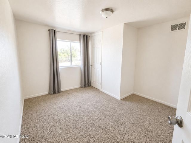15967 W El Tiro Road, Marana, AZ 85653
