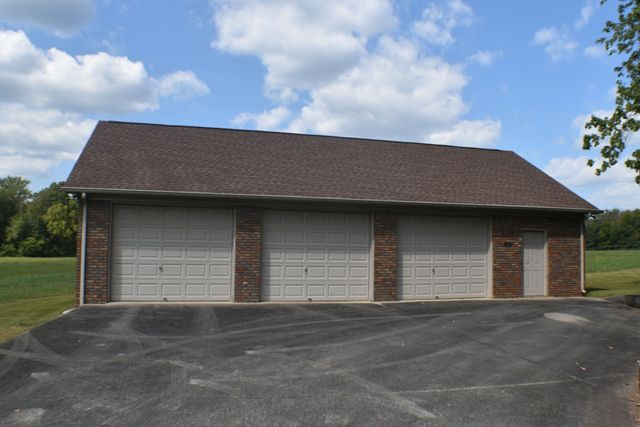 149 Childress Rd, Fayetteville, TN 37334