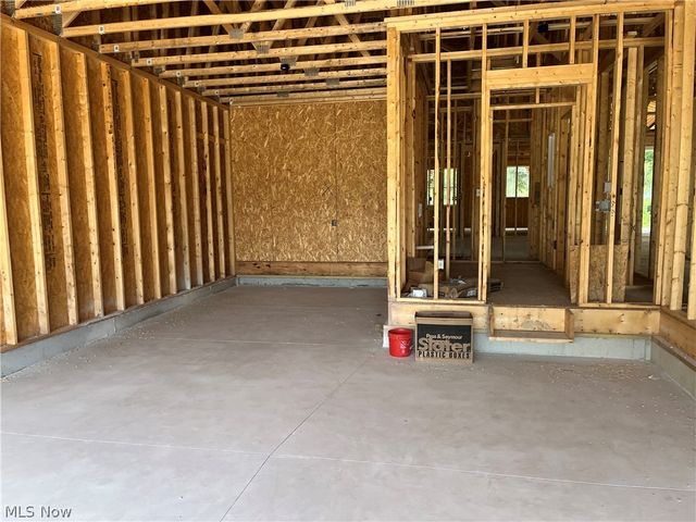 314 Delta Way, Elyria, OH 44035