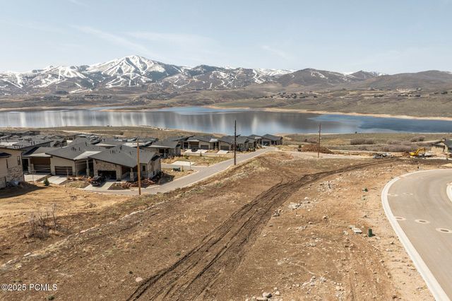 496 E Kayak Drive, Hideout, UT 84036