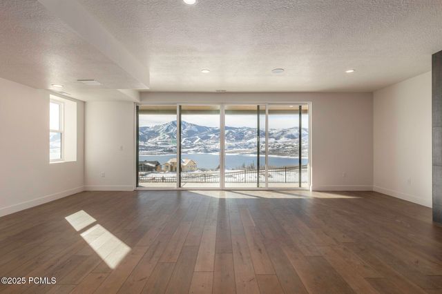 496 E Kayak Drive, Hideout, UT 84036