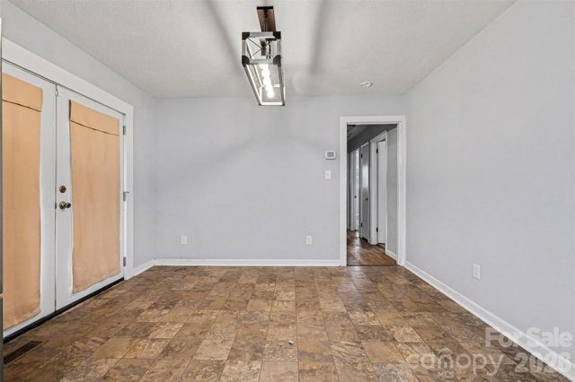 2230 Kenwood Drive, Kannapolis, NC 28081