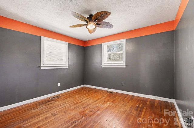 2230 Kenwood Drive, Kannapolis, NC 28081