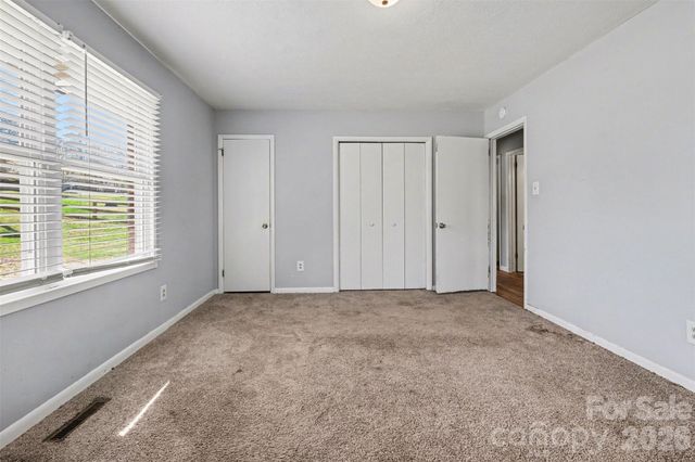 2230 Kenwood Drive, Kannapolis, NC 28081