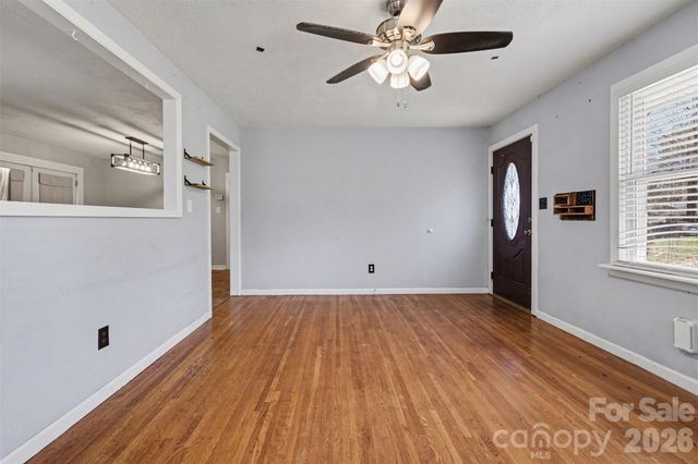 2230 Kenwood Drive, Kannapolis, NC 28081