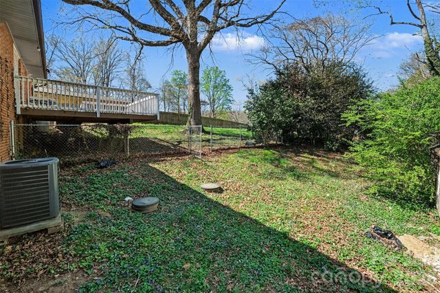 2230 Kenwood Drive, Kannapolis, NC 28081