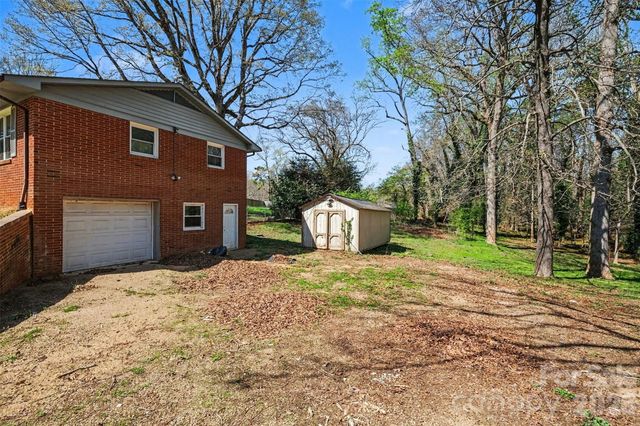 2230 Kenwood Drive, Kannapolis, NC 28081