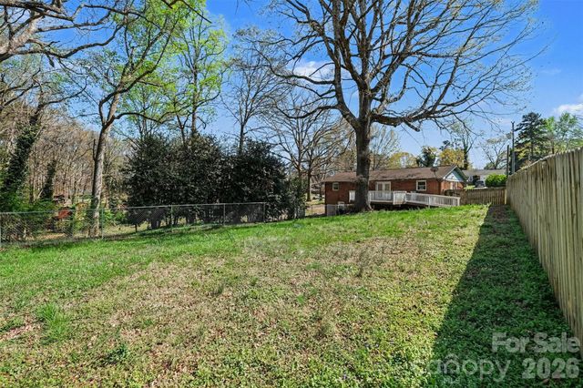 2230 Kenwood Drive, Kannapolis, NC 28081