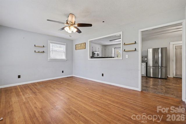 2230 Kenwood Drive, Kannapolis, NC 28081