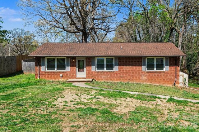 2230 Kenwood Drive, Kannapolis, NC 28081