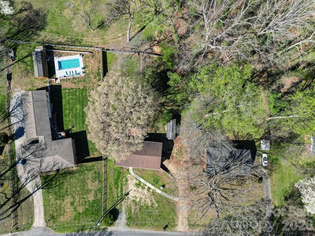 2230 Kenwood Drive, Kannapolis, NC 28081