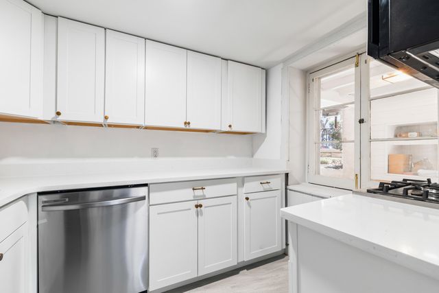 128 Wentworth Street 6, Charleston, SC 29401