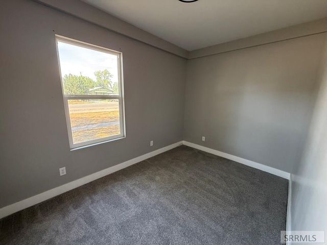 700 N Shilling Avenue, Blackfoot, ID 83221