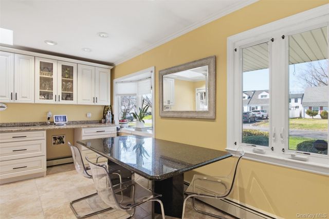268 Curtis Avenue, Carle Place, NY 11514