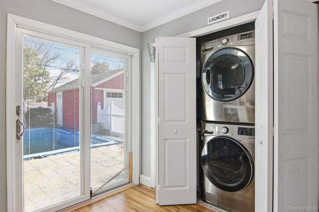 268 Curtis Avenue, Carle Place, NY 11514