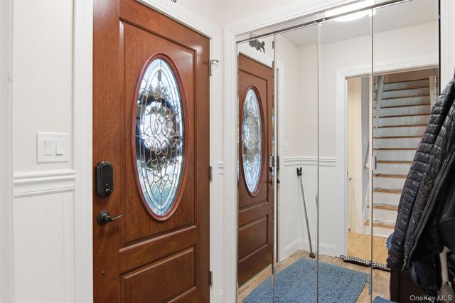 268 Curtis Avenue, Carle Place, NY 11514