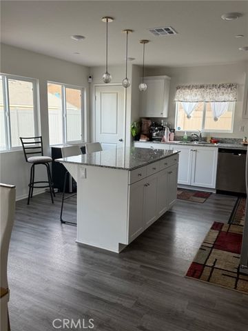 585 Directo, San Jacinto, CA 92583