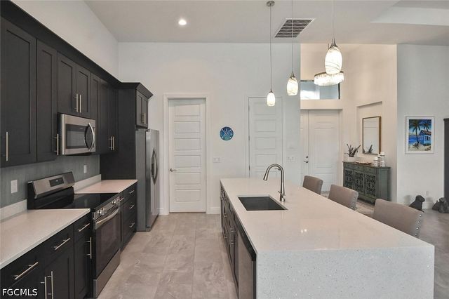 4129 SW 14th AVE, Cape Coral, FL 33914