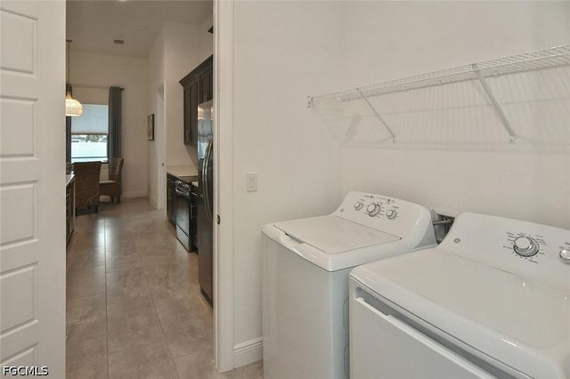 4129 SW 14th AVE, Cape Coral, FL 33914