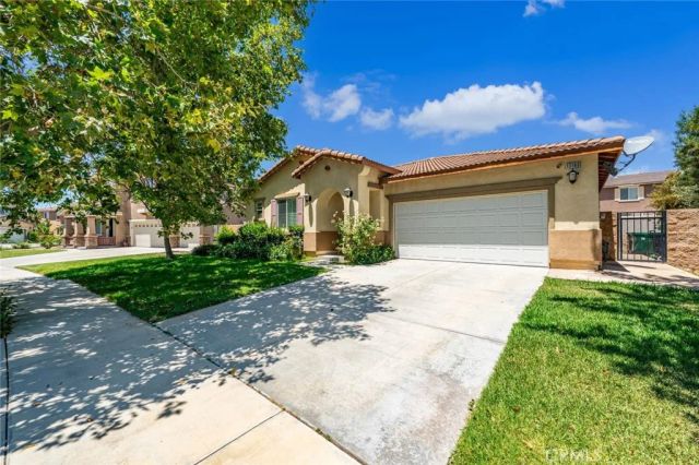 13180 Quarter Horse Drive, Eastvale, CA 92880