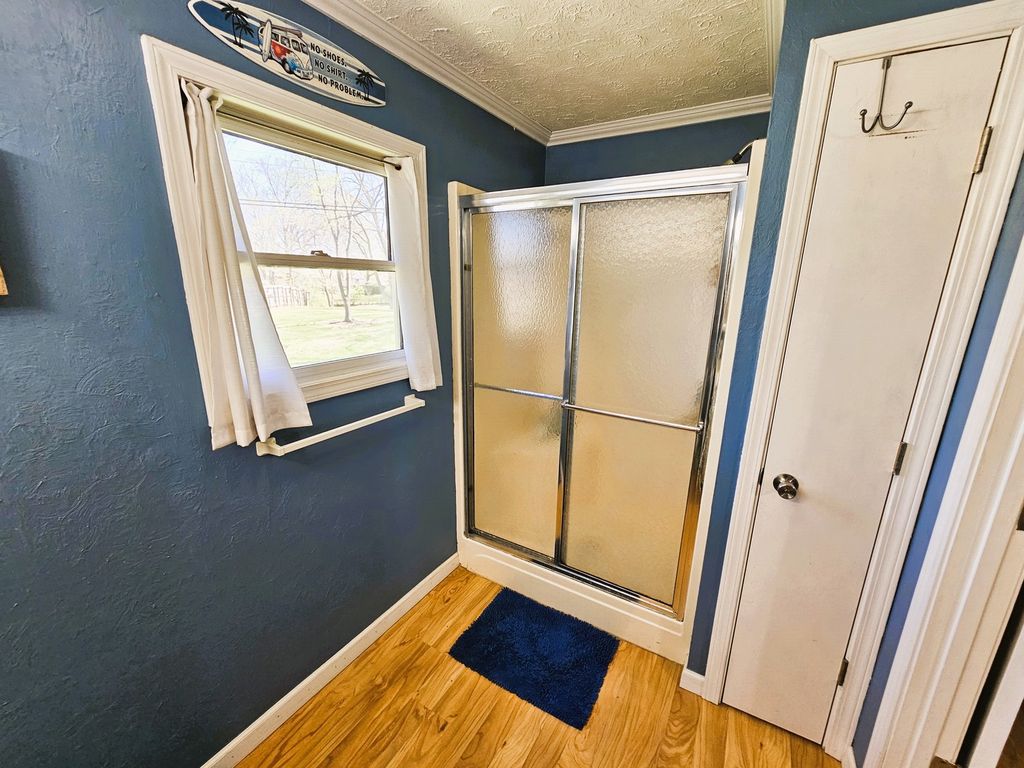 Image 28 of property listing at 2 Lincoln Drive, Mt Vernon, IL 62864