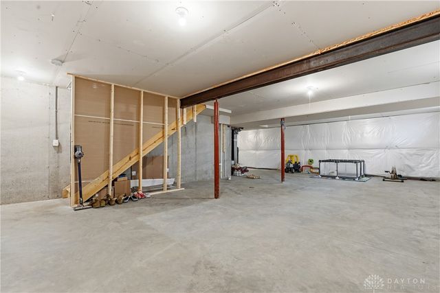 1634 Arden Bend, Fairborn, OH 45324