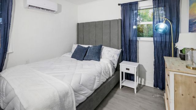 142 Hemlock Road, Defuniak Springs, FL 32435