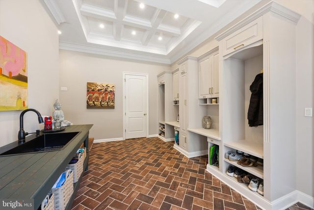 200 WYE RD, Queenstown, MD 21658