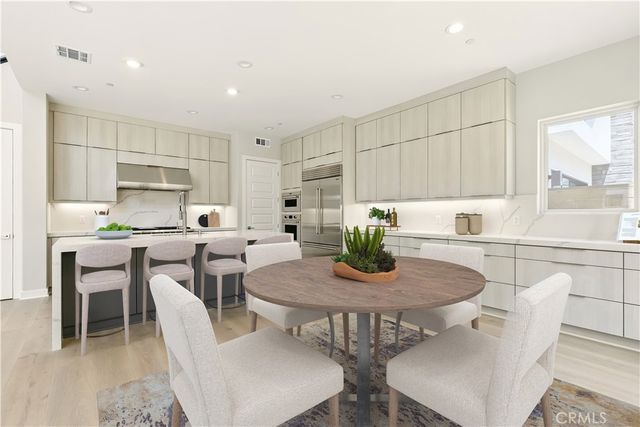 133 Apron, Irvine, CA 92618