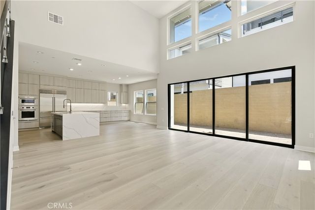 133 Apron, Irvine, CA 92618