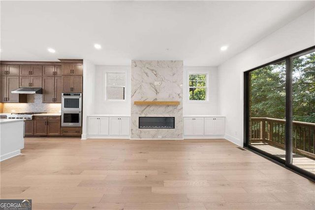 2248 Crestview Drive NE 33, Brookhaven, GA 30319