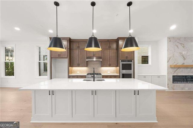 2248 Crestview Drive NE 33, Brookhaven, GA 30319