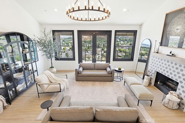 12344 Circula Panorama, Santa Ana, CA 92705