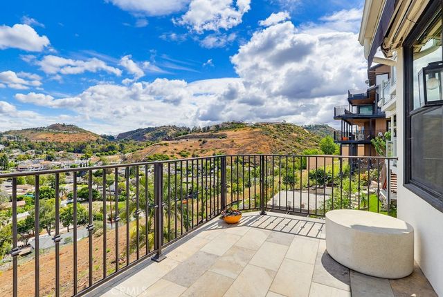12344 Circula Panorama, Santa Ana, CA 92705
