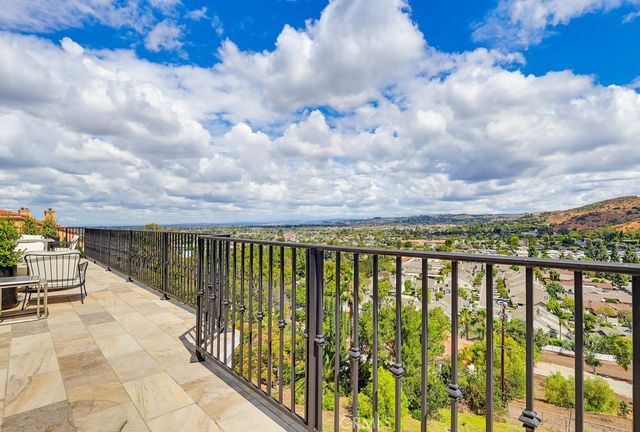 12344 Circula Panorama, Santa Ana, CA 92705