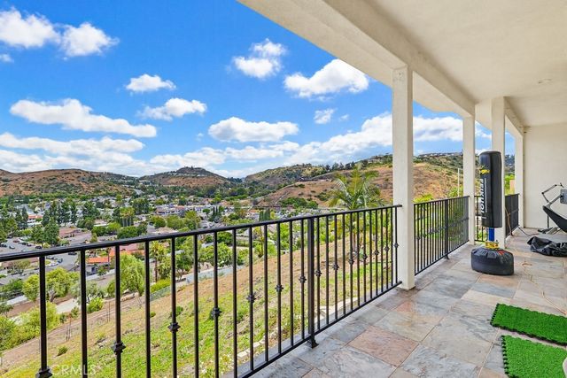 12344 Circula Panorama, Santa Ana, CA 92705