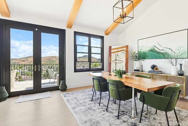 12344 Circula Panorama, Santa Ana, CA 92705