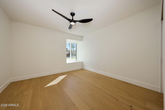 7716 W JOHN CABOT Road, Glendale, AZ 85308