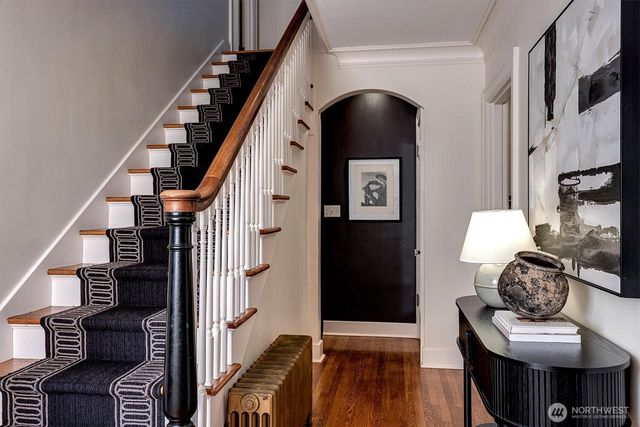 2103 5th Avenue N, Seattle, WA 98109