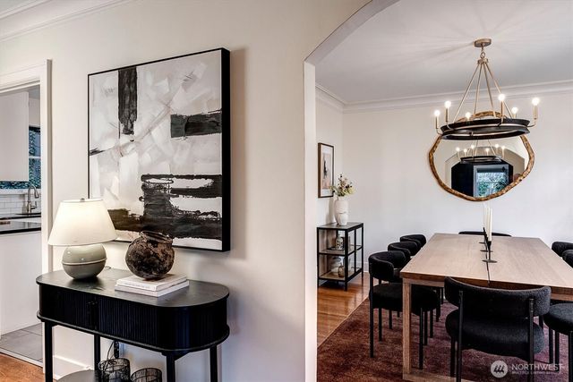 2103 5th Avenue N, Seattle, WA 98109