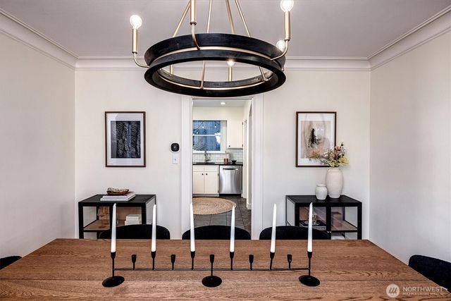 2103 5th Avenue N, Seattle, WA 98109