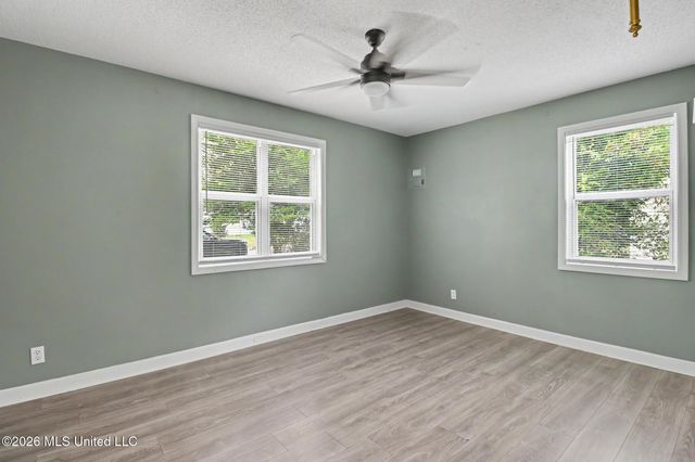 324 West Drive, Biloxi, MS 39531
